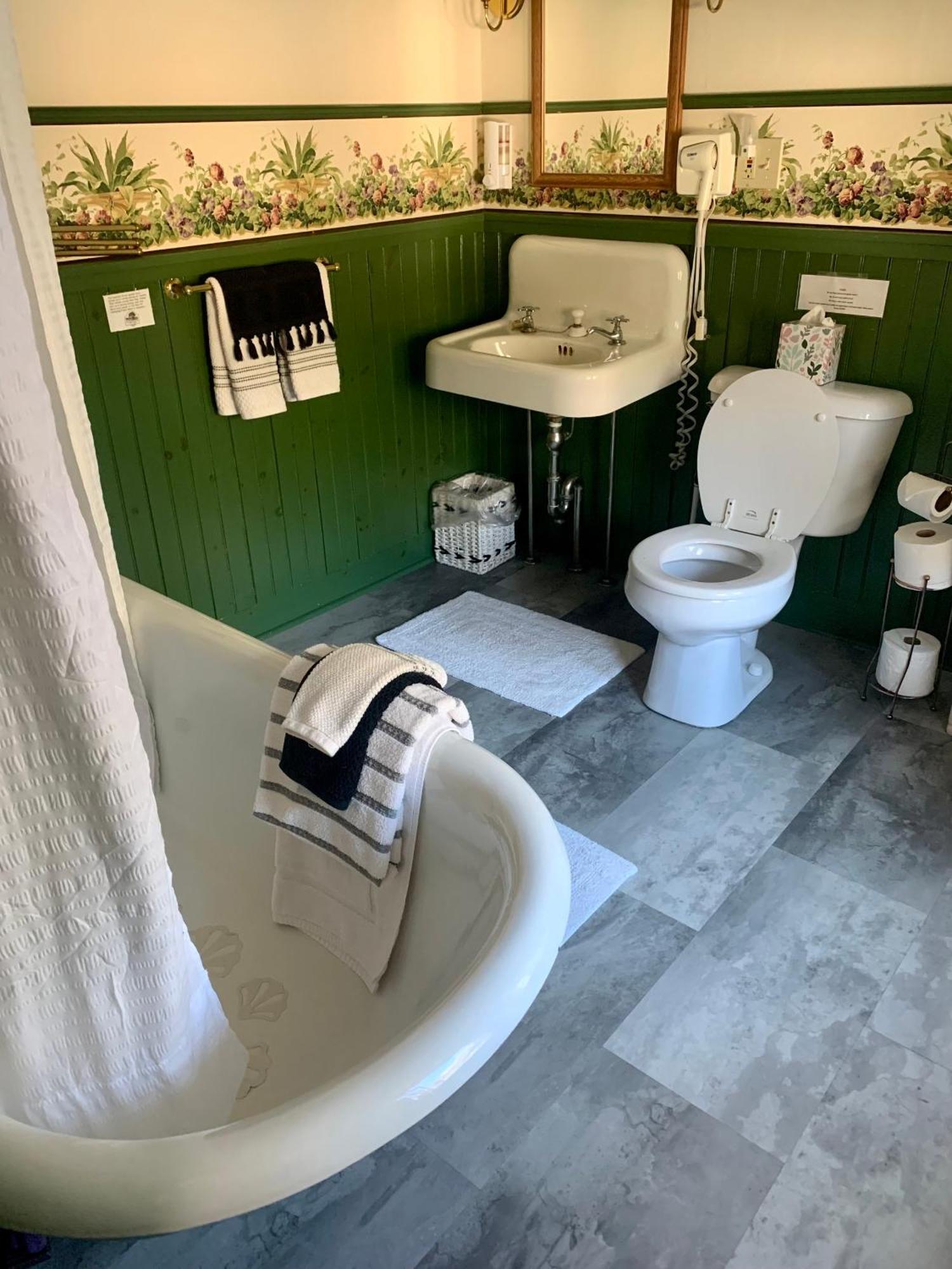 Buttonwood Inn On Mount Surprise North Conway Δωμάτιο φωτογραφία